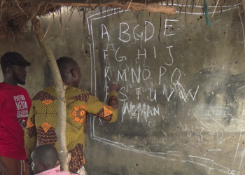 Crumbling Start: Teacher shortage at Sanonjiada D/A School forces untrained volunteers to step in