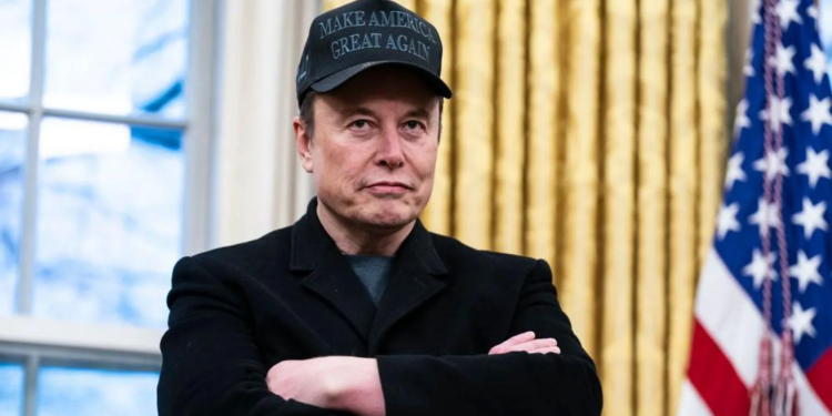 federal workers left confused as musk doubles down on threat