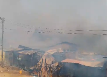 Fire engulfs multiple houses and shops at Tantra Hill