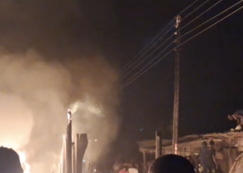 Fire ravages wooden structures on Agbogba to Ritz Junction stretch