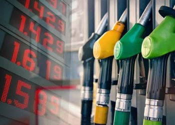 Global oil drops but cedi depreciation keeps fuel prices high