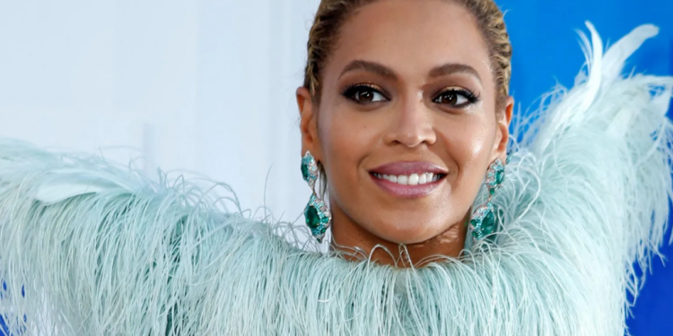 king charles told hes bigger than beyonce at spurs visit