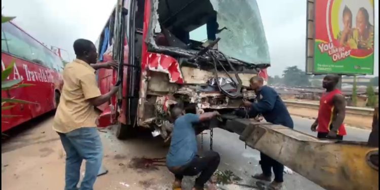 kumasi two die in accident at oforikrom