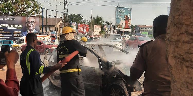 mercedes benz catches fire in kumasi during rush hour
