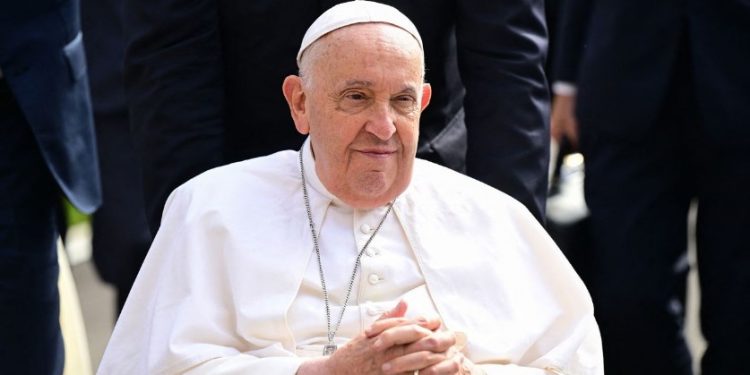 pope had tranquil night in hospital vatican says