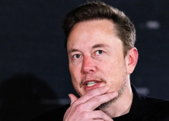 Reddit community banned as user spat with Musk intensifies