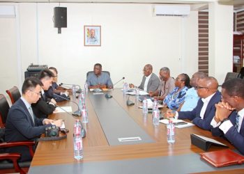 Roads Minister holds bilateral meeting with Chinese Ambassador to strengthen Ghana’s road infrastructure