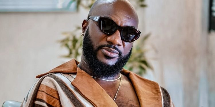 there is no record label in ghana kwabena kwabena