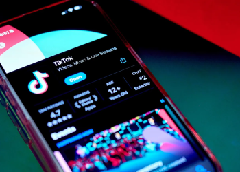 TikTok returns to Apple and Google app stores in the US