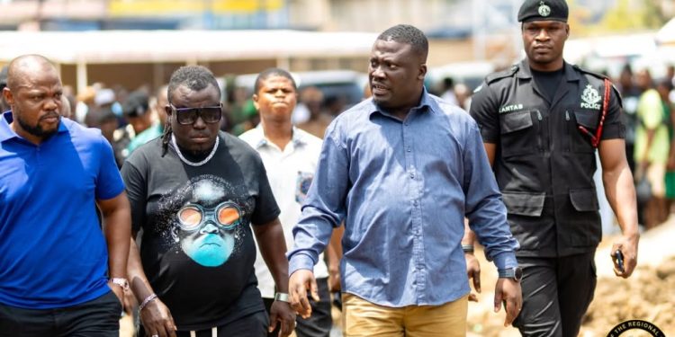 adum fire govt to negotiate flexible loan repayment plan with some banks for affected traders