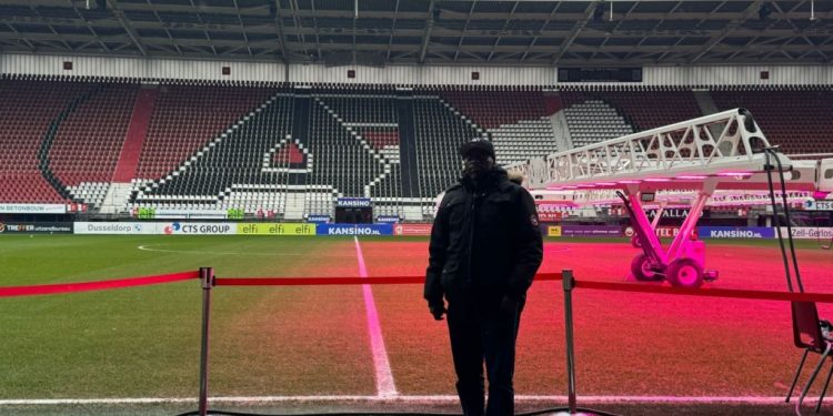 az alkmaar eyes partnership with yorktown fc club officials set for ghana visit