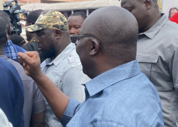 Bawumia visits Adum PZ to sympathise with traders affected by fire outbreak