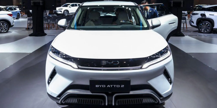 chinese electric carmaker byd sales beat tesla