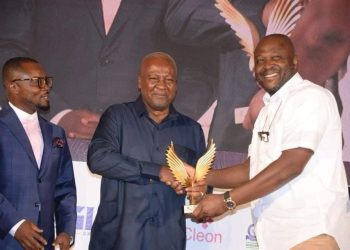 Daily Insight for CEOs: Strategic growth – Navigating market challenges and opportunities