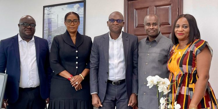 do business with sic govt agencies and private firms advised