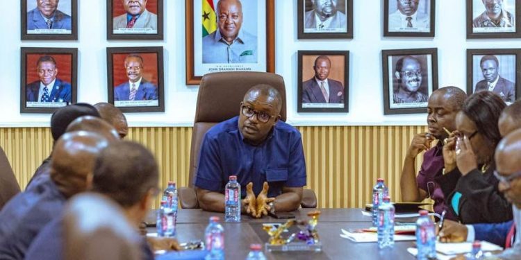 energy and green transition ministry partners with gcb to revamp ghana cylinder manufacturing company