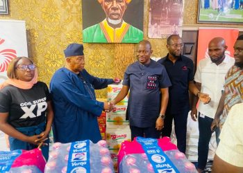 GOIL donates to Chief Imam towards Ramadan