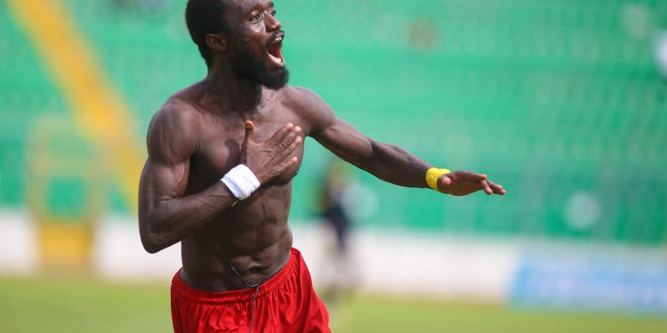 GPL 2024/25: Tenadu’s deflected strike helps Asante Kotoko reclaim top spot 1 gpl 2024 25 tenadus deflected strike helps asante kotoko reclaim top spot