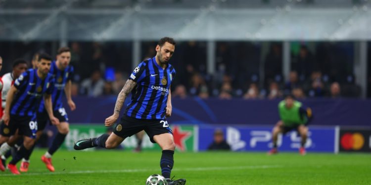 Inter Milan see off Feyenoord to reach last eight 1 inter milan see off feyenoord to reach last eight