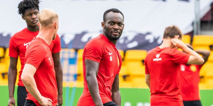 its time to move on from afcon failure essien tells ghanaians