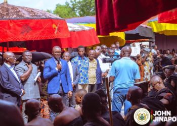 Jinapor assures Otumfuo of improved power supply in Kumasi
