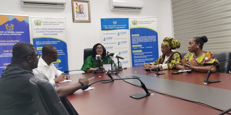 leap govt to pay over ghe282b5200m to 350k households