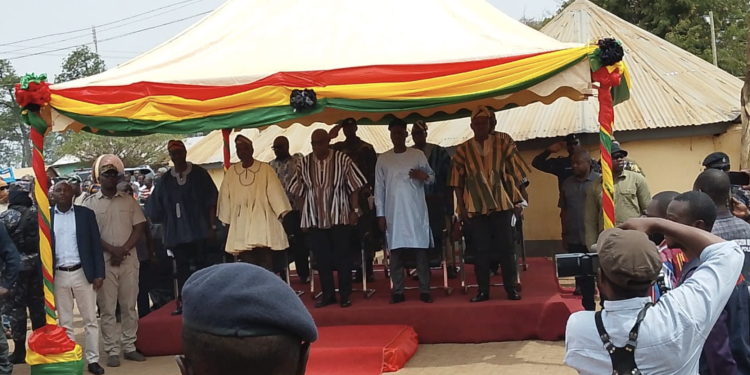 mahama promises to fix yendi water crisis