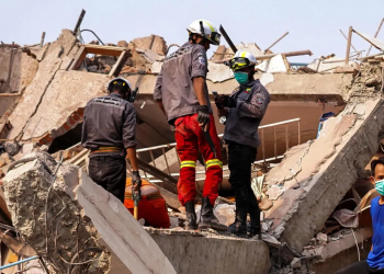 More Myanmar quake survivors pulled from rubble