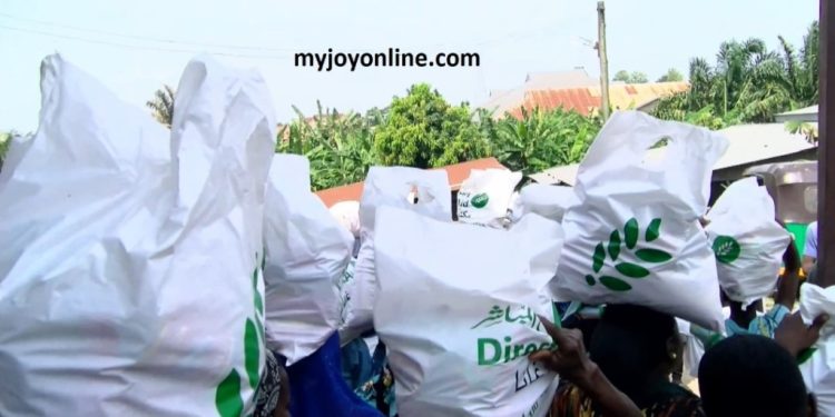 over 400 underprivileged muslim families receive food aid for ramadan from direct aid