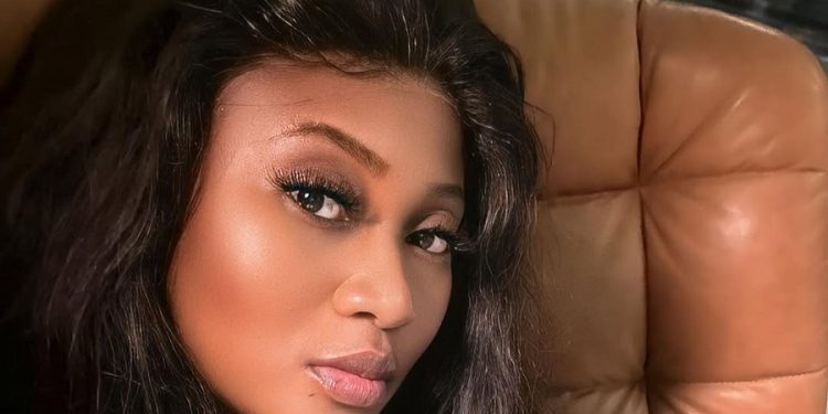 some gospel musicians are hypocrites ronica sings