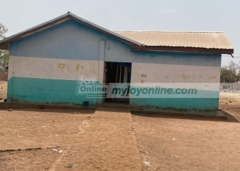 Students of Savannah College of Education lock up lecture halls in protest of College’s private status