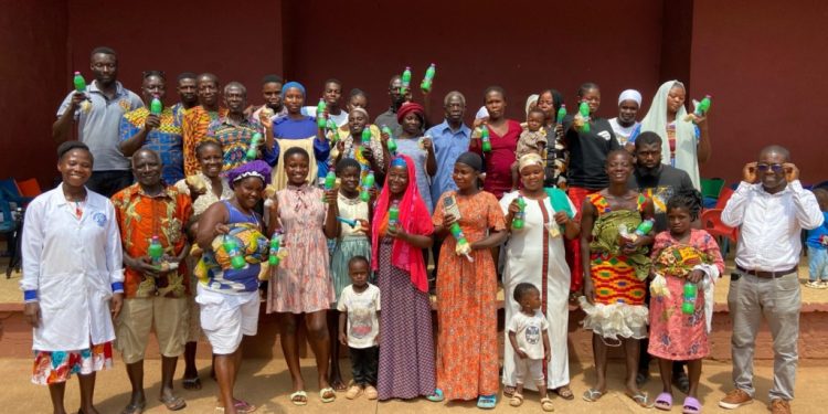 tcc cimet trains 40 wiamoase residents in soap making