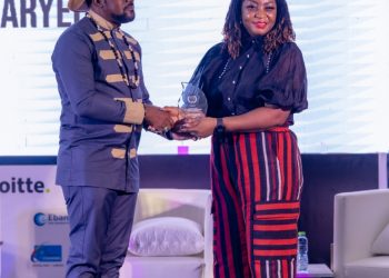 Vanuatu Trade Commissioner to Ghana Amb. Prof Hugh Keku Aryee wins ‘Best in AI Innovation’ award