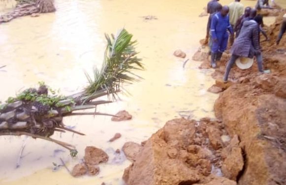 a r 2 dead many trapped in galamsey pit collapse at mpasatia
