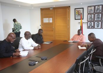 Communication Minister meets Afriwave Telecom management