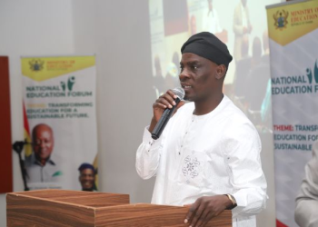 Education Minister urges educational institutions to allow students to practise their religious faith 