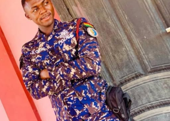 Family of police officer shot dead at Abease demand speedy probe  