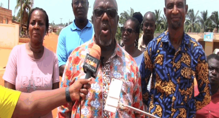 komenda chief appeals to roads minister for asphalt roads