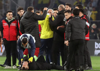 Mourinho accused of ‘physically attacking’ Galatasaray boss