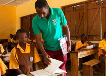 Newly recruited teachers from Colleges of Education demand payment of 7 months ‘ salary arrears