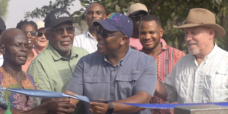 Wells of Hope: Rotary Clubs bring water to thirsty communities; Amenamu and Nkyensie 1 wells of hope rotary clubs bring water to thirsty communities amenamu and nkyensie