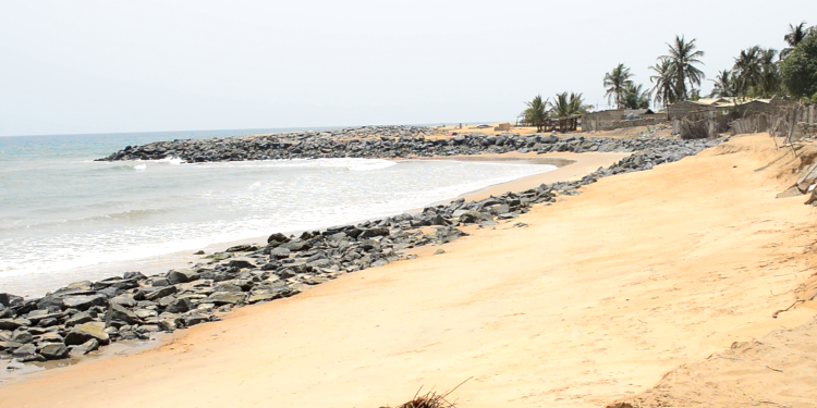 anlo youth council urges vigilance as govt commits to sea defence and resettlement plans