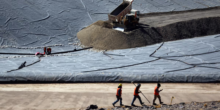 barrick ceo says he does not know where mali is keeping miners confiscated gold