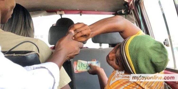 commuters in kumasi decry rising short short trend ahead of transport fare reduction
