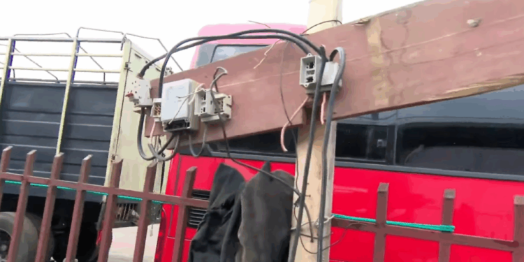 decongestion exercise day 2 ama clears illegal structures at circle neoplan