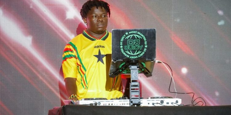 dj juicy represents heavily at black star experience launch