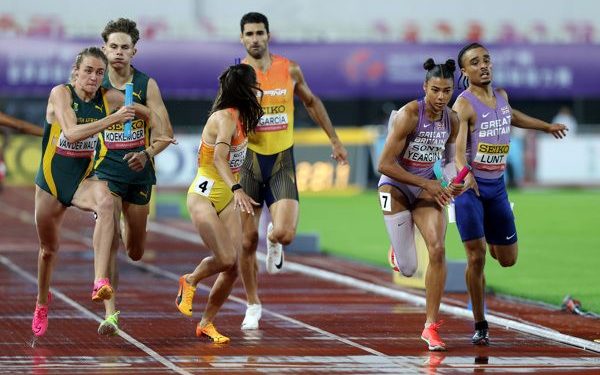 first 40 relay teams qualified for world championships tokyo 25