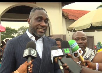 Ghanaian Council of Chiefs in Holland, UnityLink give Otumfuo’s Heal Komfo Anokye Project $11,000