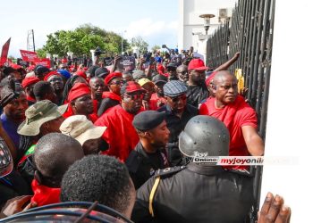 Hands off the judiciary! – Ahiagbah cautions Mahama 4 Hands off the judiciary! – Ahiagbah cautions Mahama