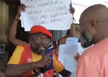 Hearts fans prevent the club’s MD from accessing office, accuse him of being incompetent